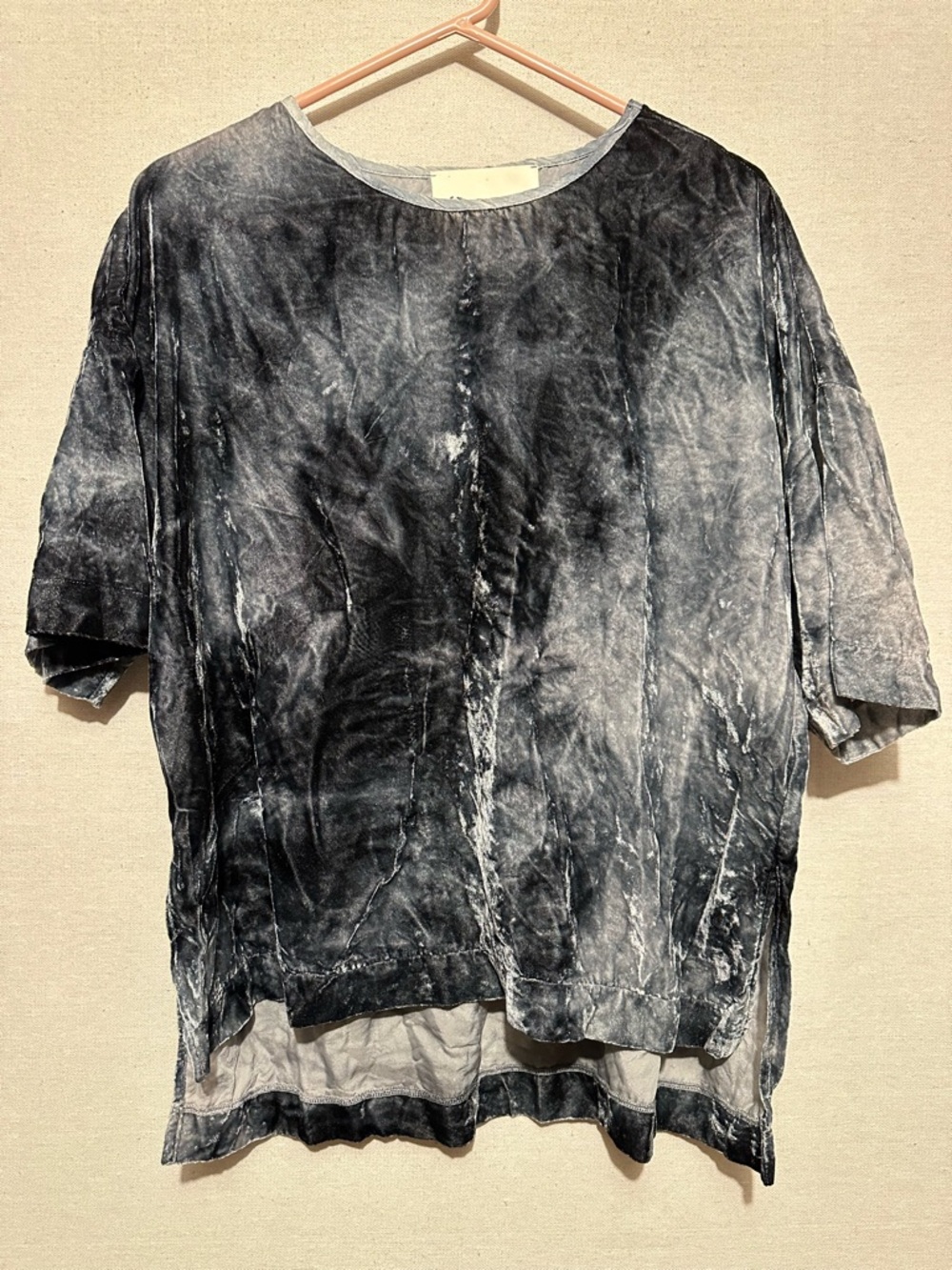 NWOT 8PM Oversized Charcoal Marble Tie-Dye Short Sleeve Velvet Top - size XXS